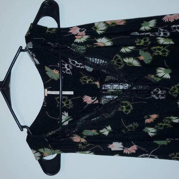 FREE PEOPLE LOVE POTION sleeveless floral top sz Small open back with lace - Picture 4 of 11